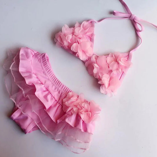 Bloom & Splash – Adorable Flower Swimsuit for Baby Girls!